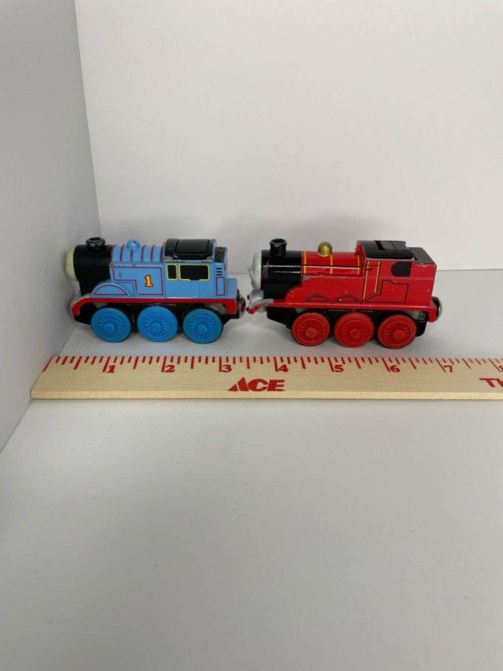 Vintage Thomas And James Motorized Train Engines Die Cast 2001-2002 ✔️Flaws - Picture 15 of 15